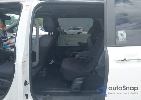 2023 Toyota Sienna Xse z USA, uszkodzony, nr VIN 5TDXRKEC5PS170140